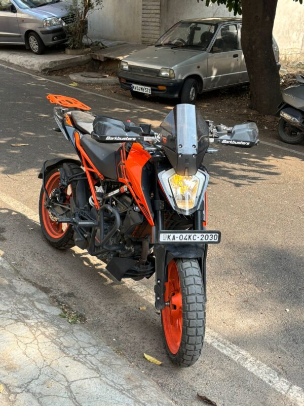 KTM DUKE 200 GEN-2 K1 WINDSCREEN - Image 2