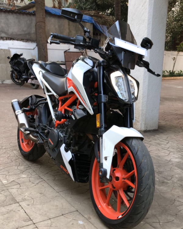 KTM DUKE 390 GEN-2 K1 WINDSCREEN - Image 4