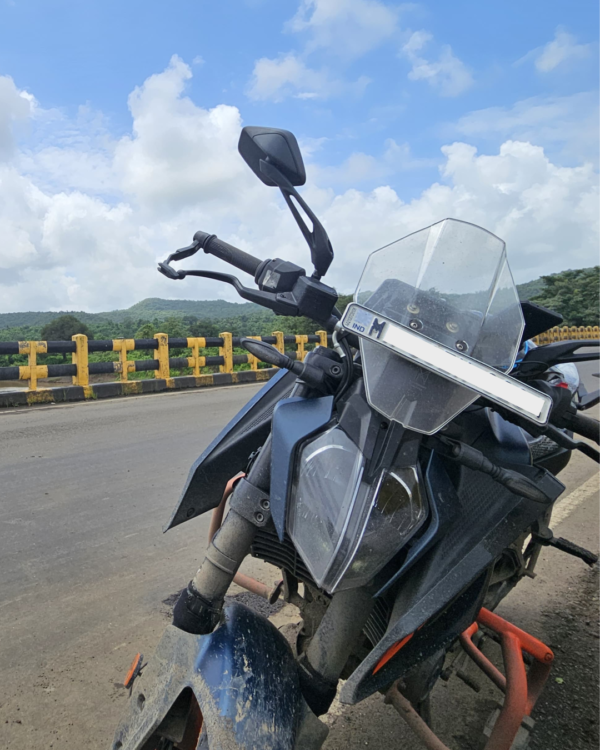 KTM DUKE 250 GEN-3 K1 WINDSCREEN - Image 3